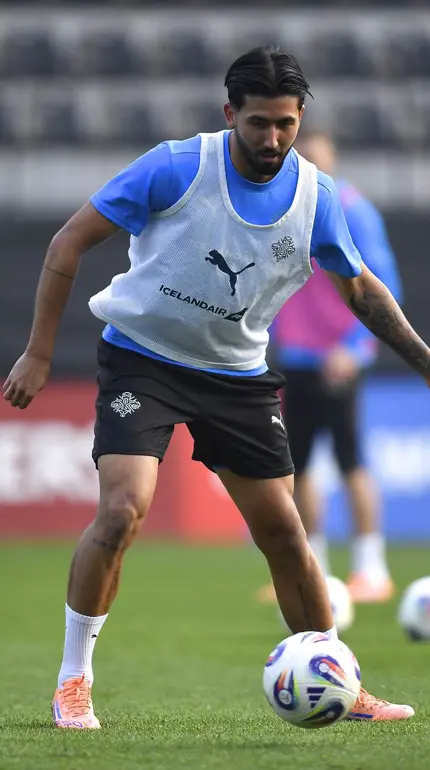 Æfðu á keppnisvellinum í Bakú