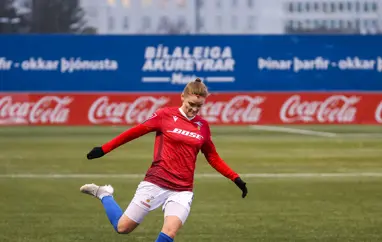 Valur úr leik í Meistaradeildinni (1)