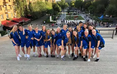 U19 kvenna - 4-0 sigur gegn Armeníu