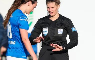 Byrjendanámskeið fyrir dómara í höfuðstöðvum KSÍ 18. apríl