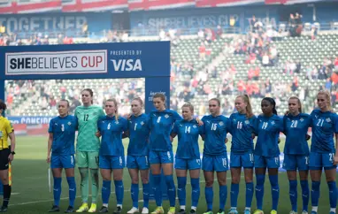 A kvenna mætir Bandaríkjunum á miðvikudag