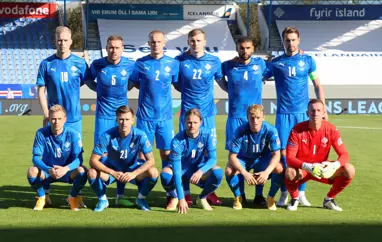 A karla - 0-1 tap gegn Englandi