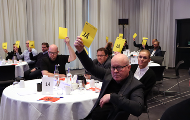 Aukaþingi KSÍ lokið