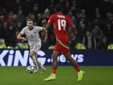 Mæta Norður-Írum í Belfast