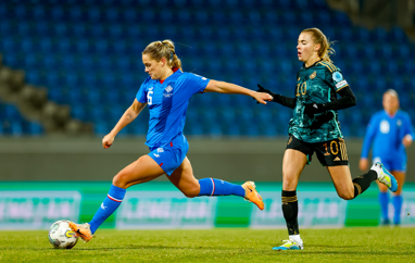 A kvenna - hópur fyrir tvo leiki í Þjóðadeild UEFA