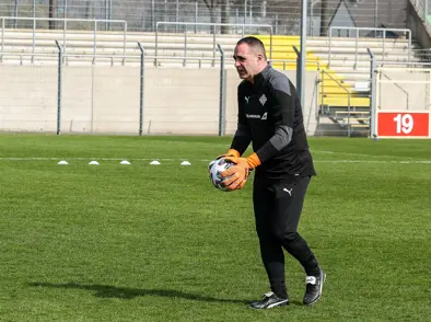 21 þátttakandi á grunnnámskeiði í markmannsþjálfun