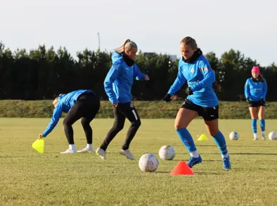 A kvenna hefur hafið æfingar