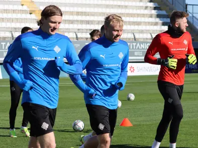 Mæta Suður-Kóreu á laugardag