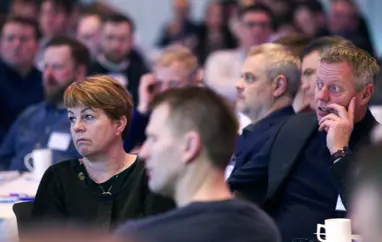 Meirihluti þarf að mæta