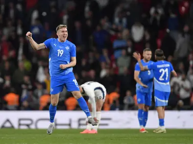 Miðar fyrir handhafa A og DE skírteina á Ísland-Svartfjallaland