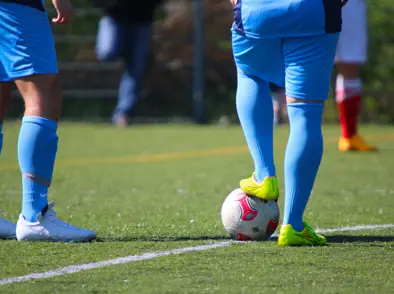 Grímuskylda felld brott á viðburðum utandyra