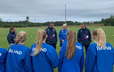 NM U17 kvenna - Leikið gegn Dönum í dag