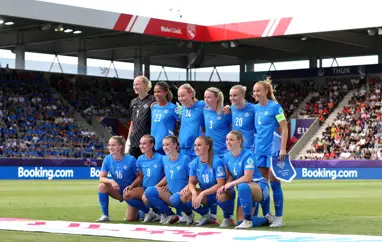 Tap gegn Finnum í fyrsta leik á EM