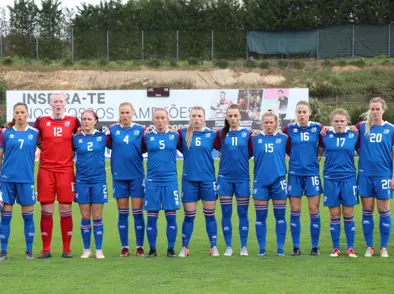 A kvenna - Ísland mætir Skotlandi á mánudag