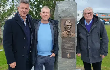 Minnisvarði um Hafstein Guðmundsson