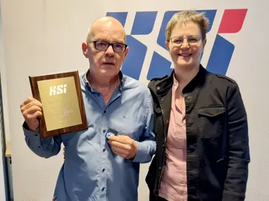 Bragi Bergmann sæmdur gullmerki KSÍ