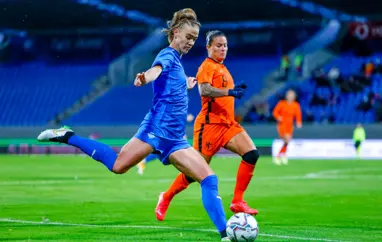 A kvenna í 16. sæti á FIFA-listanum