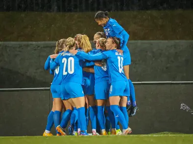 Fjögurra marka sigur gegn Tékkum