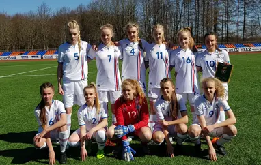 U16 kvenna - 9-0 sigur gegn Litháen
