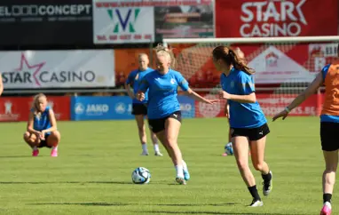 Uppeldisbótakerfi fyrir kvenkyns leikmenn