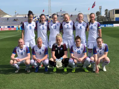 U19 kvenna - 2-0 sigur gegn Svíþjóð