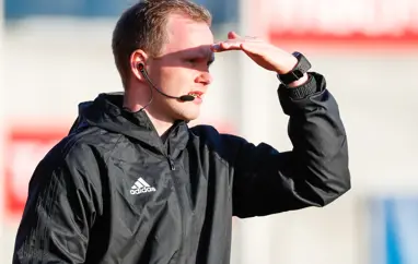 Ívar Orri Kristjánsson dæmir í Unglingadeild Evrópu