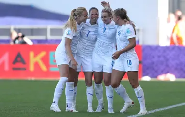 Sara Björk leggur landsliðsskónna á hilluna