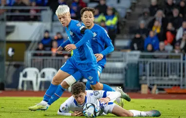 Mæta Englandi á Wembley í júní