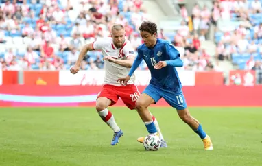 Leikið við Finnland og Spán í mars