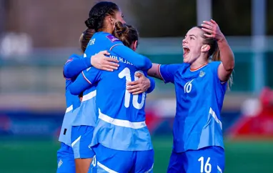 Sigur gegn Póllandi í fyrsta leik