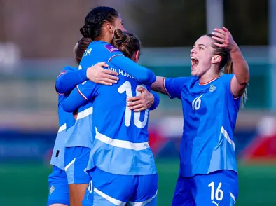 Sigur gegn Póllandi í fyrsta leik