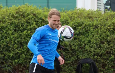 Undirbúningur hafinn fyrir vináttuleikina tvo á Spáni