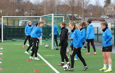 A kvenna hefur hafið æfingar (1)