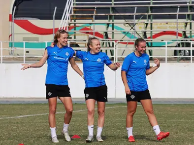 A kvenna - Ísland mætir Kýpur á þriðjudag (1)