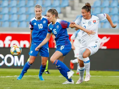 A kvenna mætir Lettlandi á þriðjudag