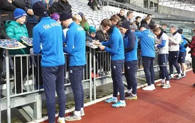 Góð stemmning á æfingu fyrir ársmiðahafa