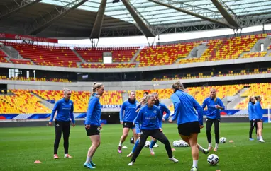 Ísland mætir Frakklandi á þriðjudag