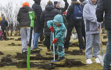 Fjöl­nota íþrótta­hús í Borgar­nesi