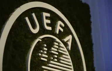 Breytingar á fjölda skiptinga, varamanna og viðbótarsæta