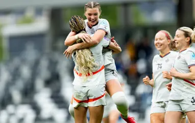 A kvenna niður um eitt sæti á heimslista FIFA (1)