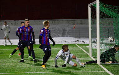 Leikmenn, þjálfarar og aðrir starfsmenn félaga í leyfiskerfi KSÍ