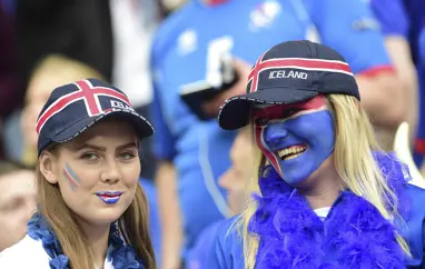 Miðasalan á leikina við Aserbaísjan og Úkraínu