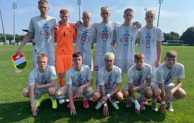 U17 karla - Tap í síðasta leik