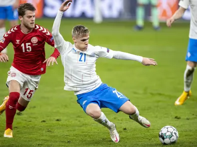 Tap gegn Dönum á Parken