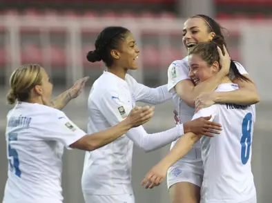 A kvenna - Ísland mætir Sviss í apríl