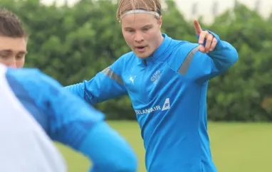 Mæta Gvatemala á miðnætti