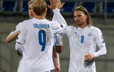 A karla - Ísland fer niður um eitt sæti á heimslista FIFA