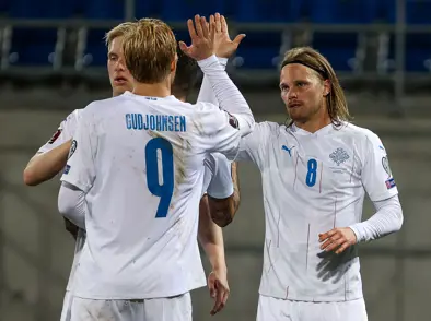 A karla - Ísland fer niður um eitt sæti á heimslista FIFA