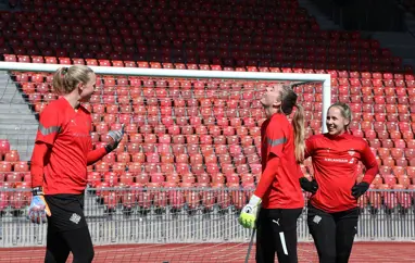 Ísland mætir Sviss á þriðjudag