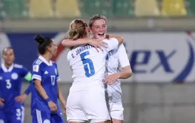 Fjögurra marka sigur í Larnaca